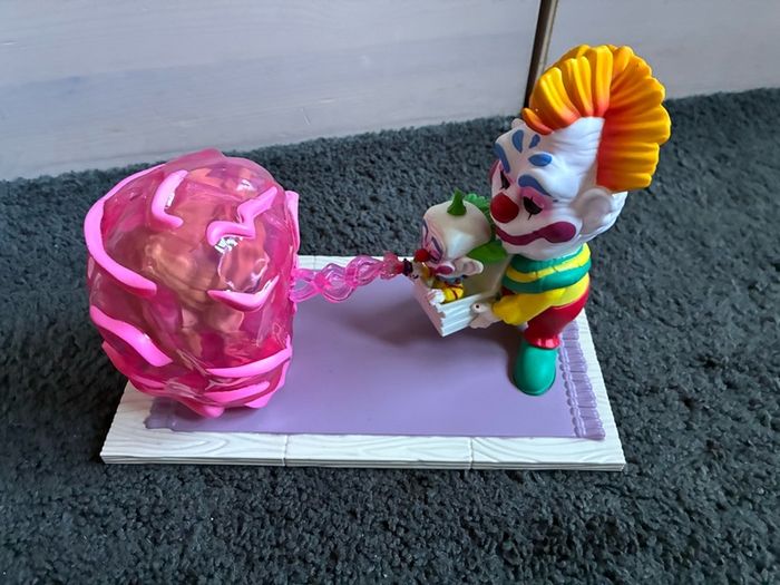 Killer klown from outer space funko pop