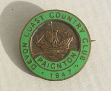 DEVON COAST COUNTRY CLUB (Paignton, Devon) - resident camper's badge (1940's / 1950's). A scarce badge.