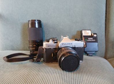 Vintage FUJICA STX-1N 35mm Film SLR Camera