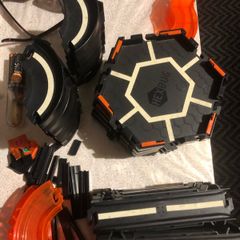 Hex Bugs track