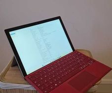 Surface Pro 6 - i7 - 16GB - 512SSD
