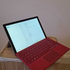 Surface Pro 6 - i7 - 16GB - 512SSD