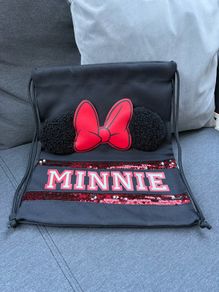 Minnie Mouse drawstring bag