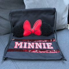 Minnie Mouse drawstring bag