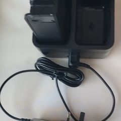 Shark Vacuum Dual Battery Charger  + 1 Batterie