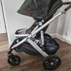 Uppababy Vista V2
