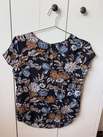 H&M women ladies top, t-shirt