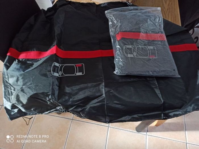 Large wheel and tyre covers