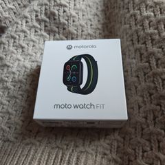 Motorola moto watch FIT