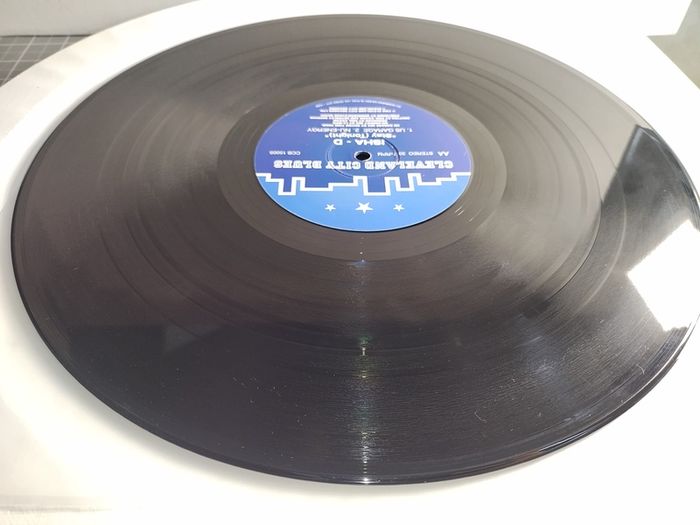Isha-D - Stay (Tonight) - Cleveland City Blues - ORIGINAL '96 Pressing! QUALITY 90s Oldschool HOUSE!