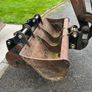 Hitachi EX22-2 Mini Digger (2.2 Tonne) Image 3