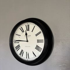 Towcester Clock Works co. Traditional Quartz Wall Clock