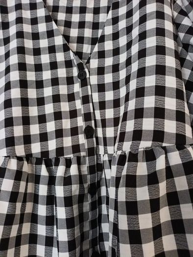 Divided Check Black/White  . S.16