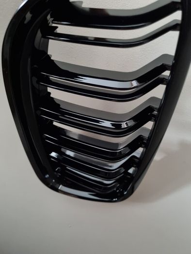 BMW E90 / E91 Lci Kidney Grilles & Mirror Covers Set Brand New