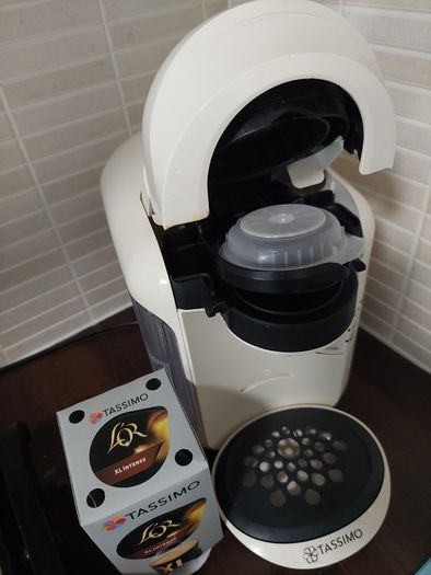 Coffee machine  / bosh tasimo