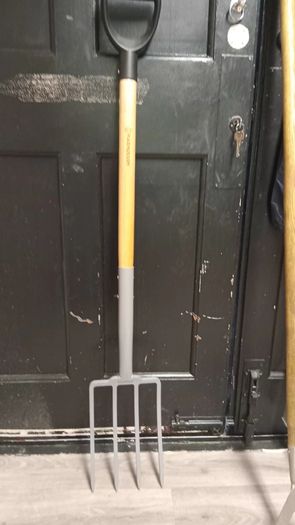 new garden fork sprong