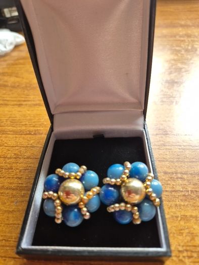 Vintage Clip on Blue Earrings