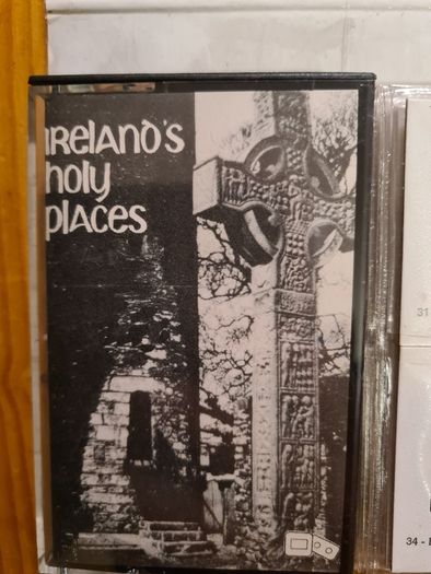 Vintage 36 Coloured Slides Of Ireland's Holy Places. With Cassette Commentary BY koaudioview Dublin