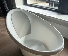 Shnuggle baby bath tub