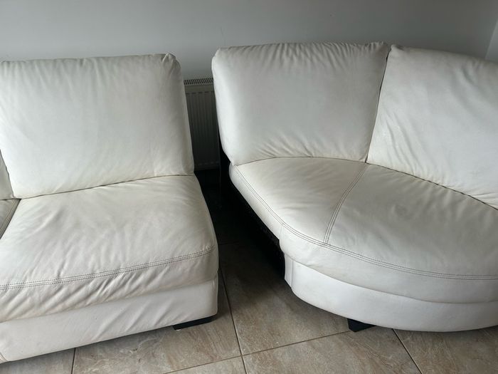 corner sofa with footrest
