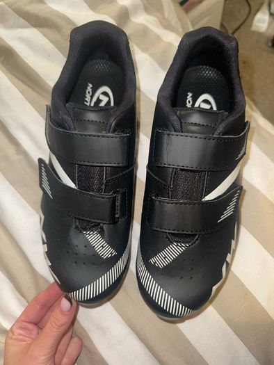 cycling shoes