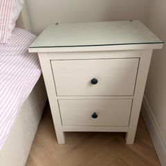 Bedroom lockers