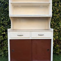 1950s retro vintage rockabilly kitchen larder/dresser