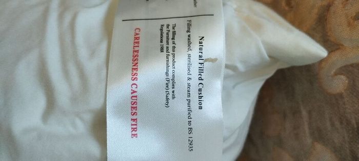 Paul Costelloe cushions 40x60cm brand new