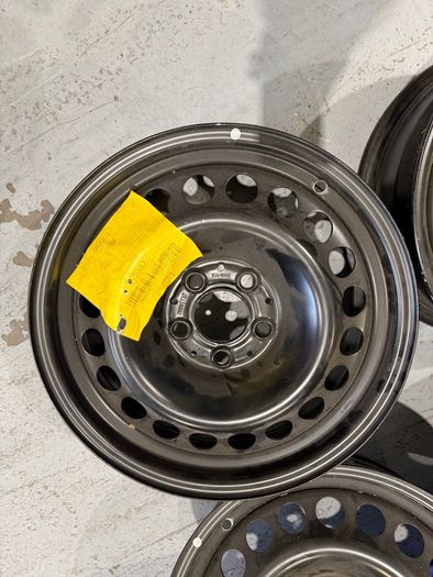 Genuine set (4) 16" Mercedes steel wheels