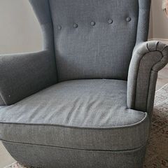 Free arm chair