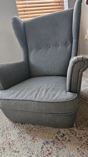 Free arm chair