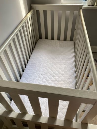 Free cot