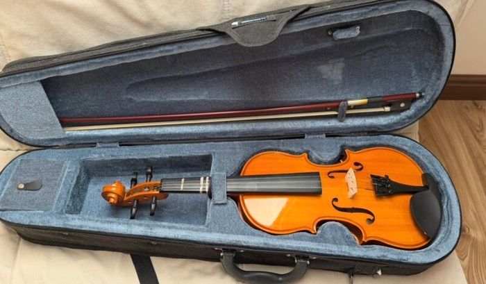Kids 1/2 size violin