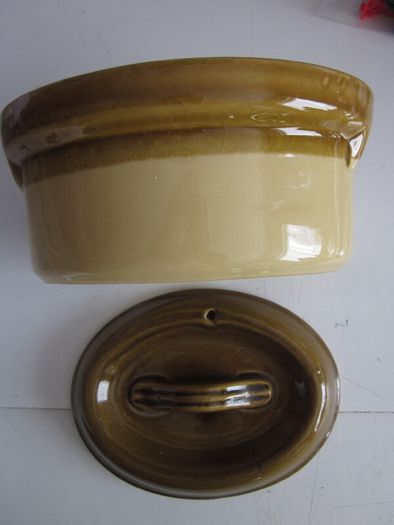 TG Green "Granville" Ceramic Oval Casserole  Lidded Dish