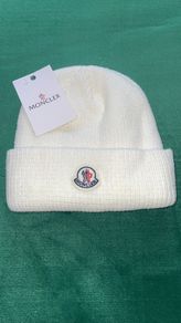 Moncler beanie - white