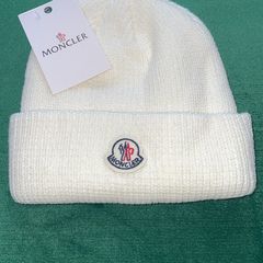 Moncler beanie - white