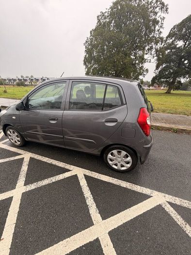 Hyundai i20 2013-only 79,000km excellent condition