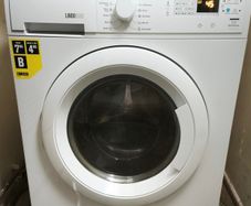 Zanussi freestanding washer dryer 7kg