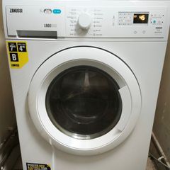 Zanussi freestanding washer dryer 7kg