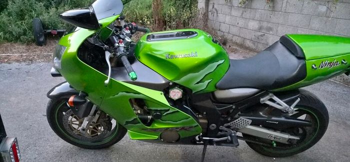 Kawasaki zx12r may swap gsxr 1100