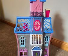 doll house