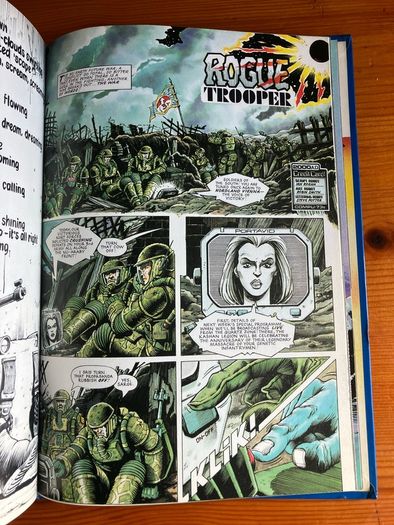 Annual : '2000 AD' 1985