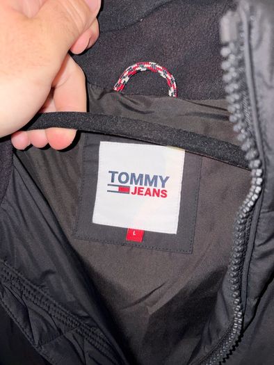 Tommy Hilfiger puffer jacket new never worn no tags