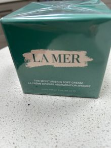 La mer moisturising soft  cream