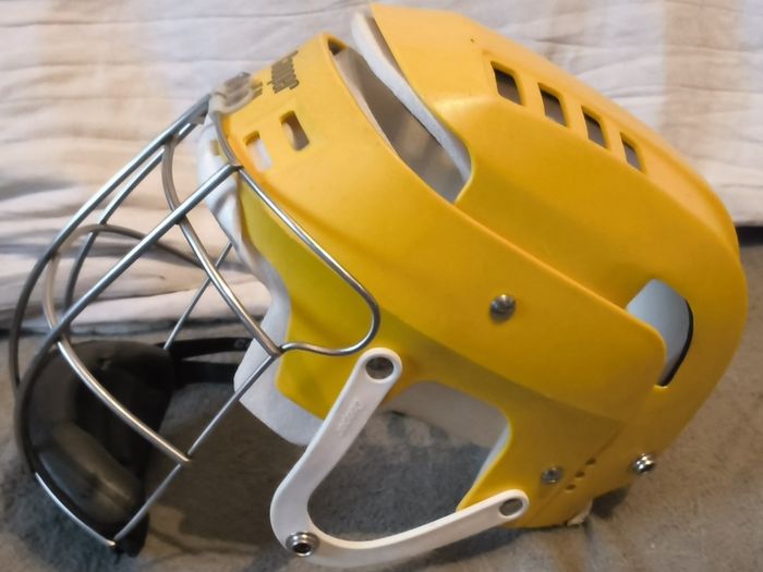yellow cooper helmet