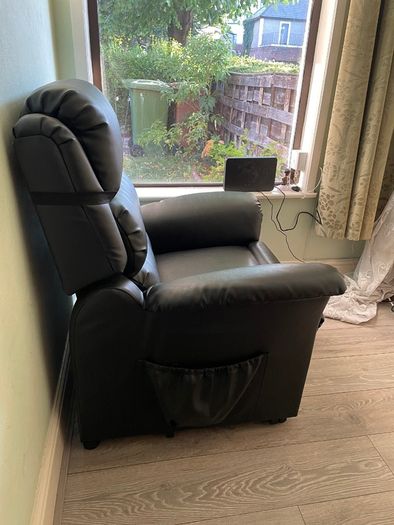 Riser Recliner Chair