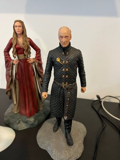 Game of thrones figurines