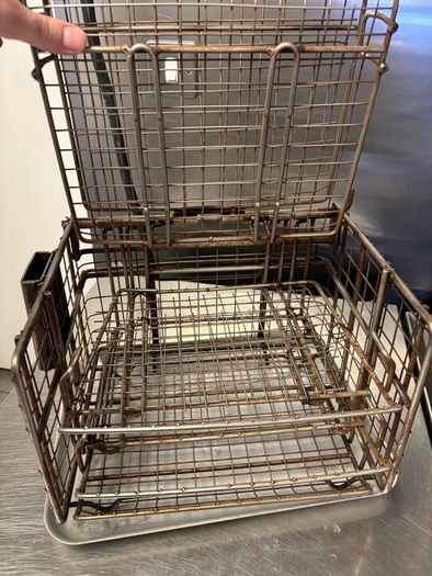 Henny Penny Pressure Fryer Model 500 with Computron 7000. Project or Parts Unit Spare Element Included