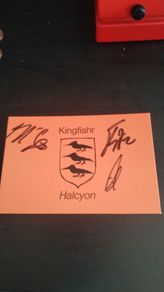 Hand-signed Kingfishr Autograph