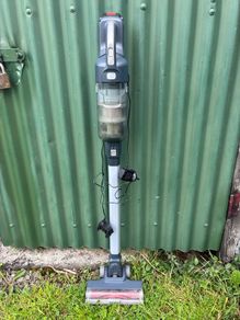 Black and Decker cordless vacuum cleaners